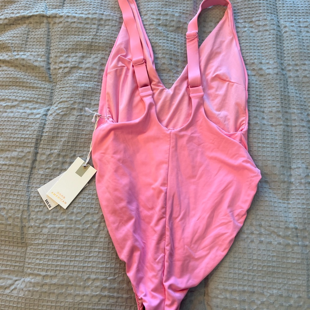 Size 2 Good American swimsuit. Brand new with tags!